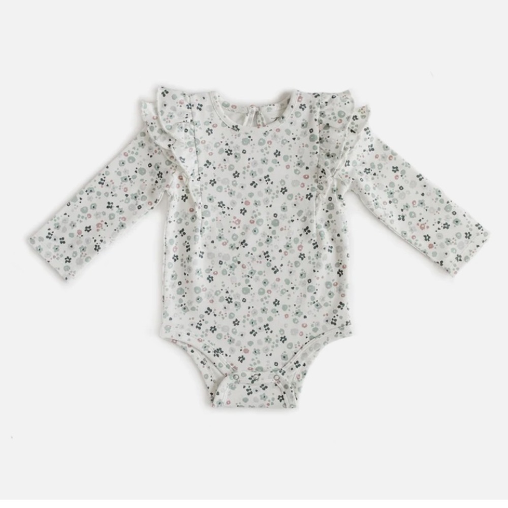 Pehr flutter one piece size 0-3 months